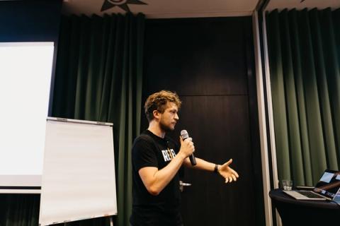 Sunday Sessions at Mama Shelter, Sunday, November 2. Free Cities Conference 2025, Prague.