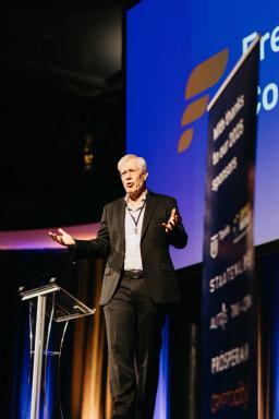 Yaron Brook portrait