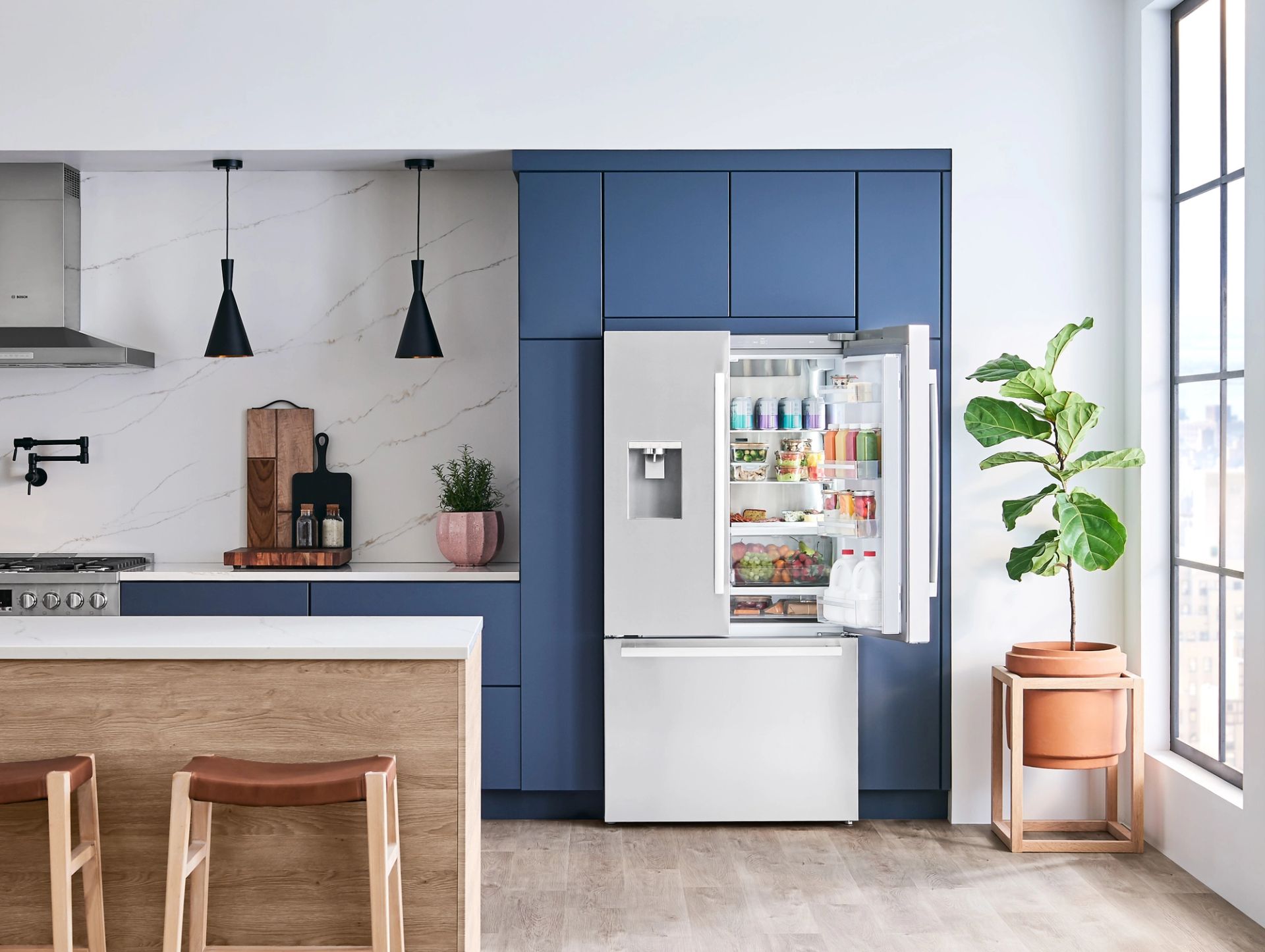 What’s the Difference Between Counter Depth Refrigerators and Standard Depth Refrigerators? AJ