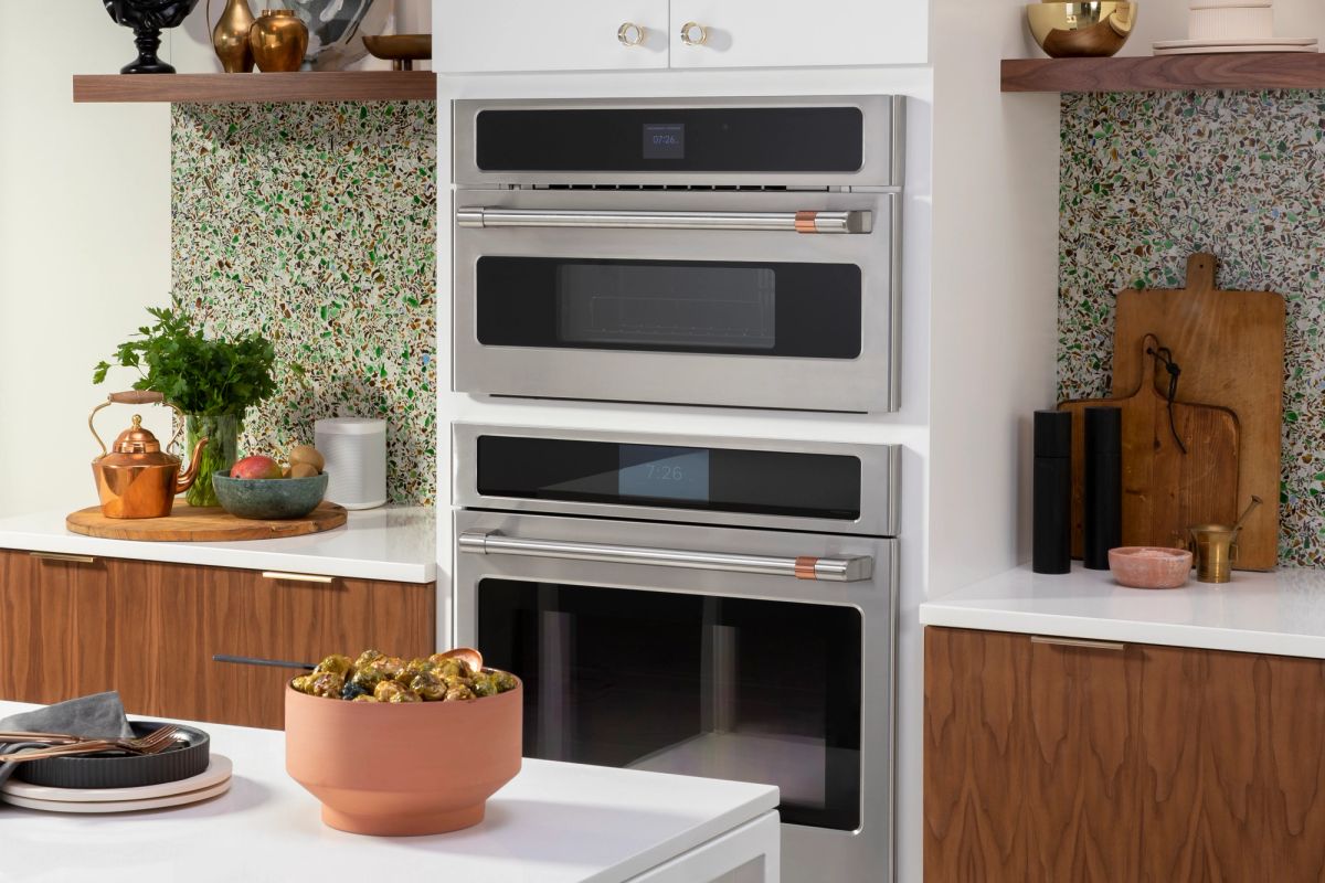 What’s the Difference between a Convection Oven and a Conventional Oven