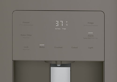 Space-saving Icemaker