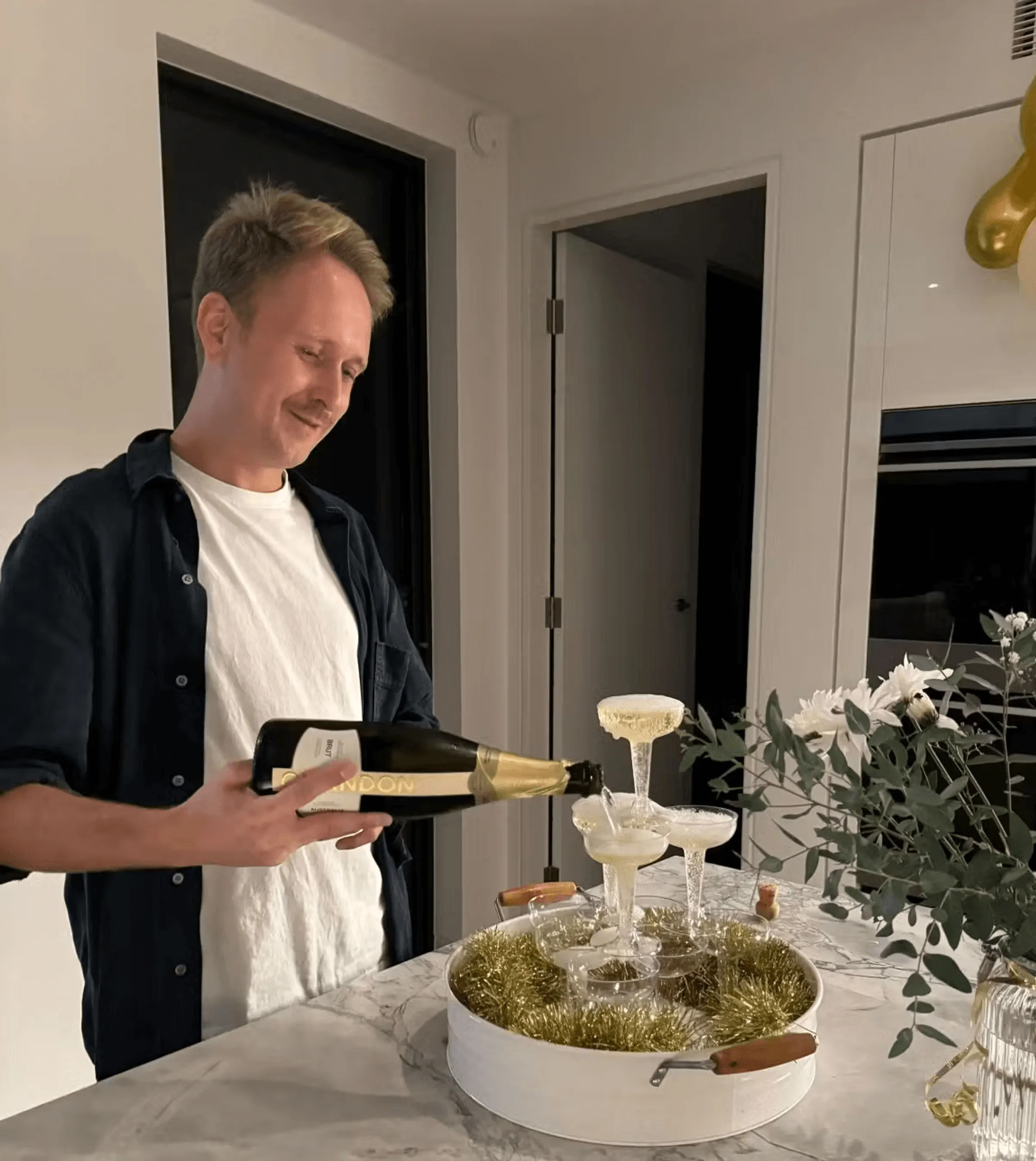NO_CHAMPAGNE_NO_GAIN
