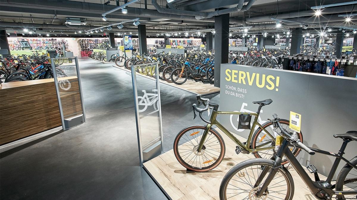 Eine von 40 Lucky Bike Filialen (Ebersberg): Kunden kommen durch das Online-Sizing bereits mit einer besseren Vorstellung in die Filiale