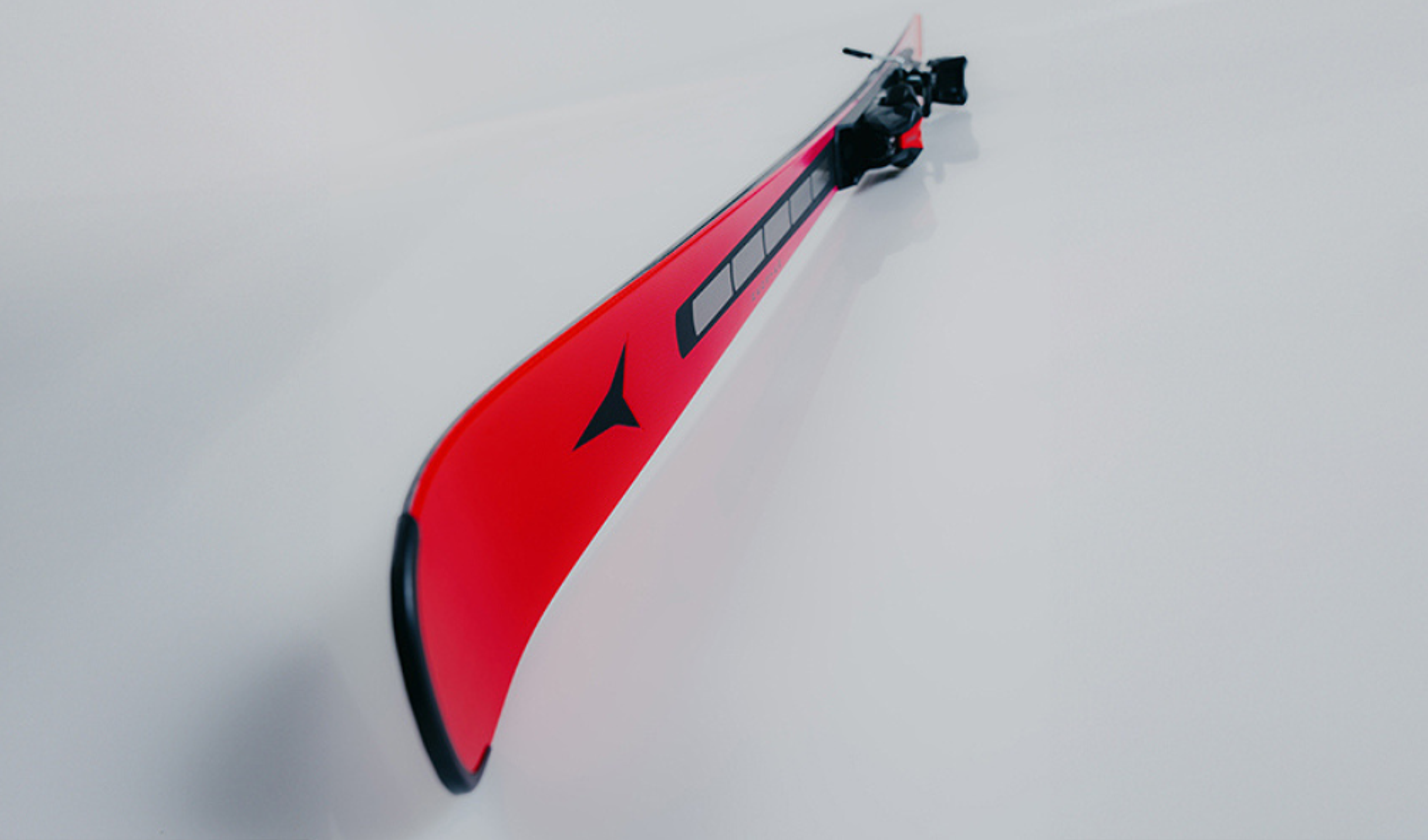 New collection of Atomic ski's