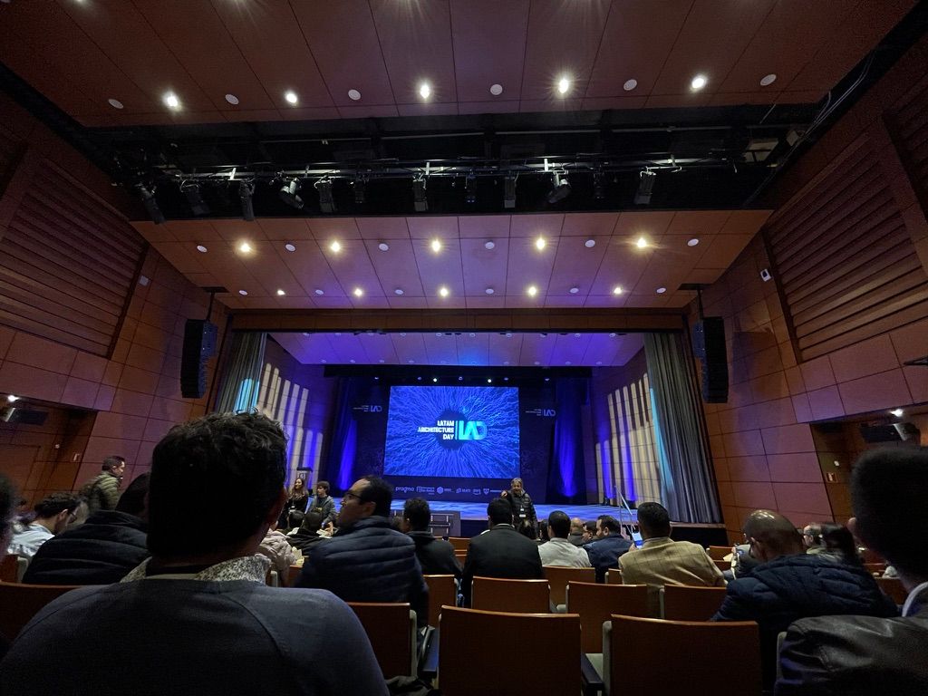 De la web al core: lo que aprendimos en el Latam Architecture Day sobre escalar soluciones digitales