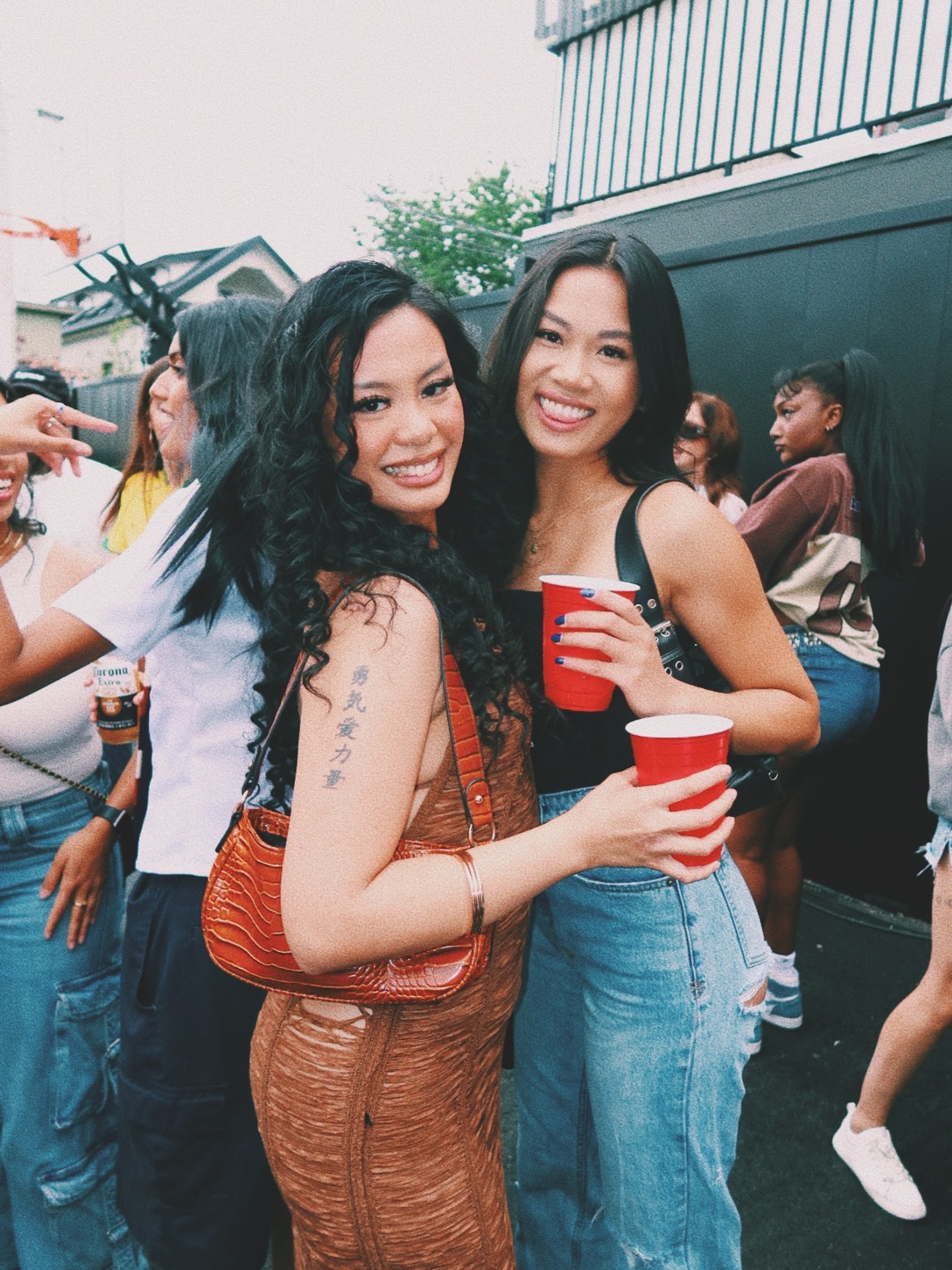 DAY DRINKS 25'