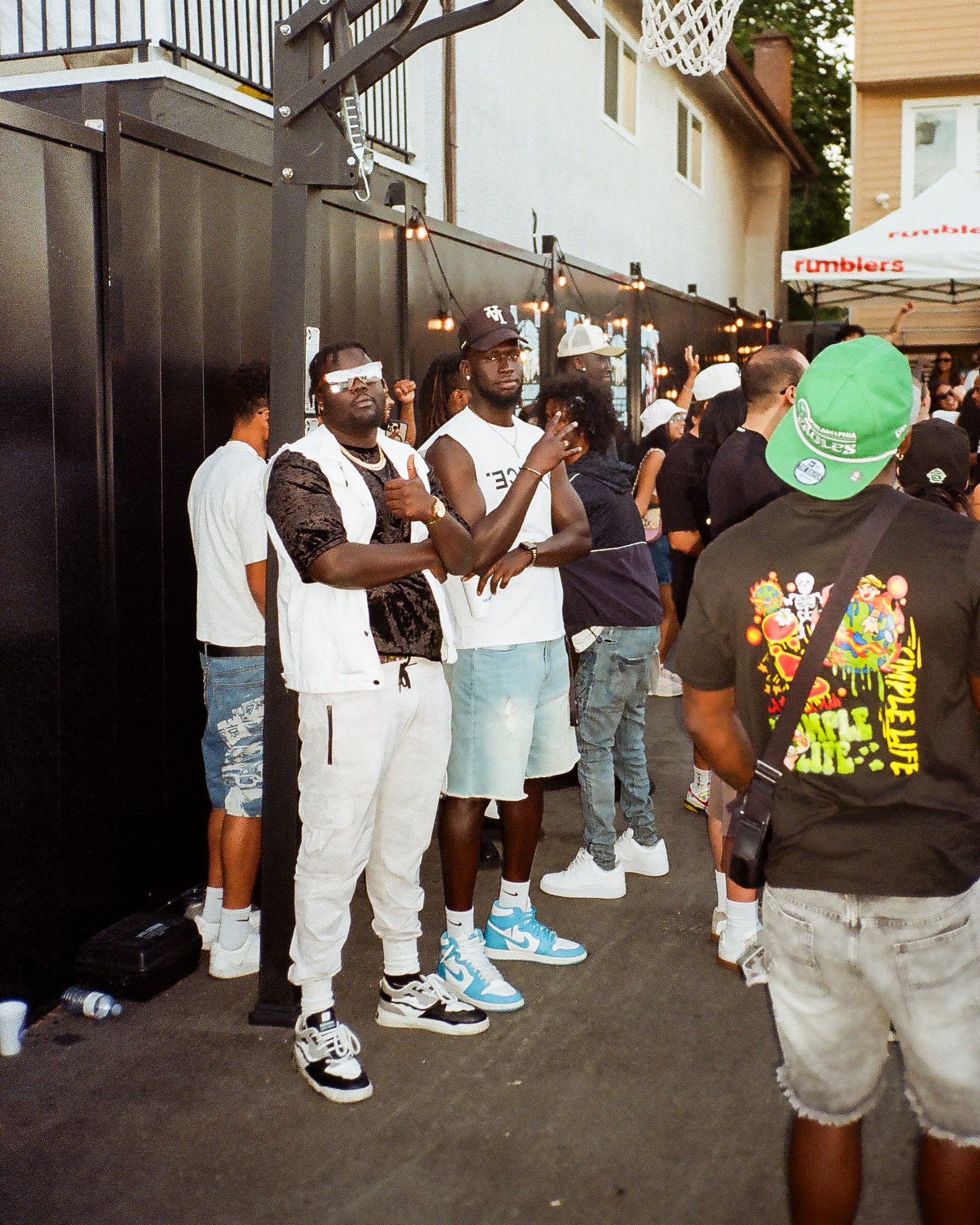 DAY PARTIES photo 6