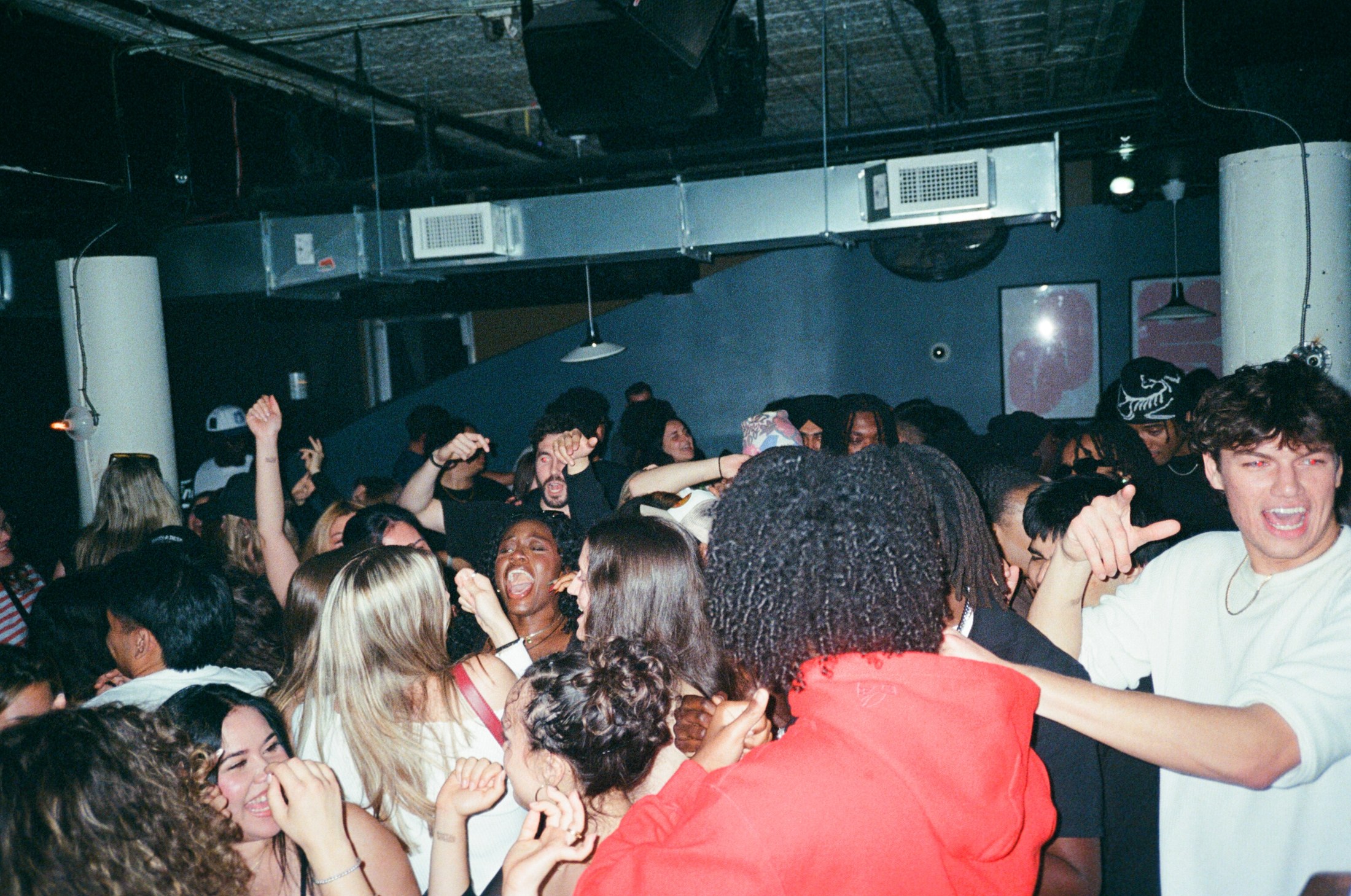 APT200 MTL 26'
