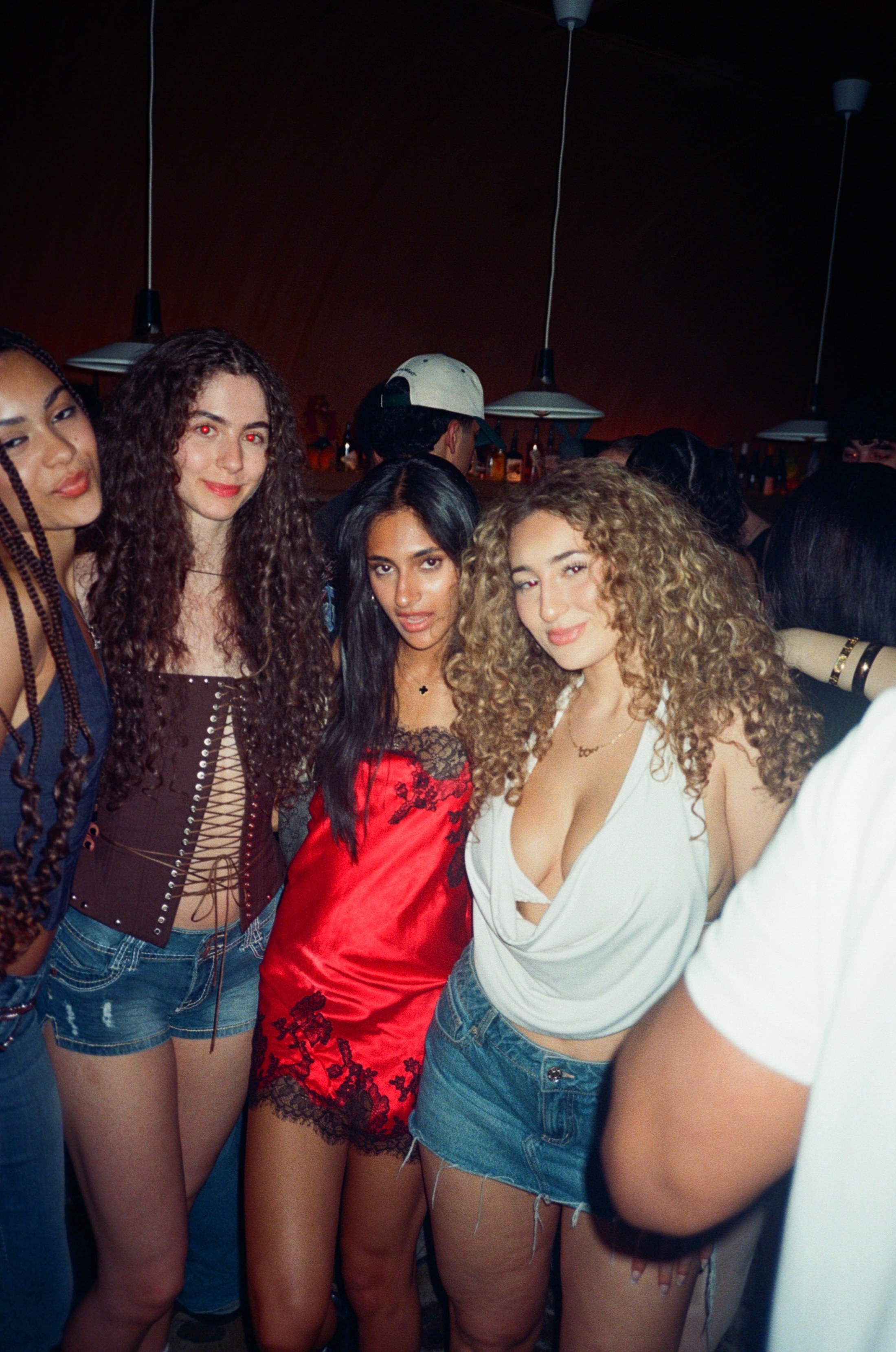 APT200 MTL 26'