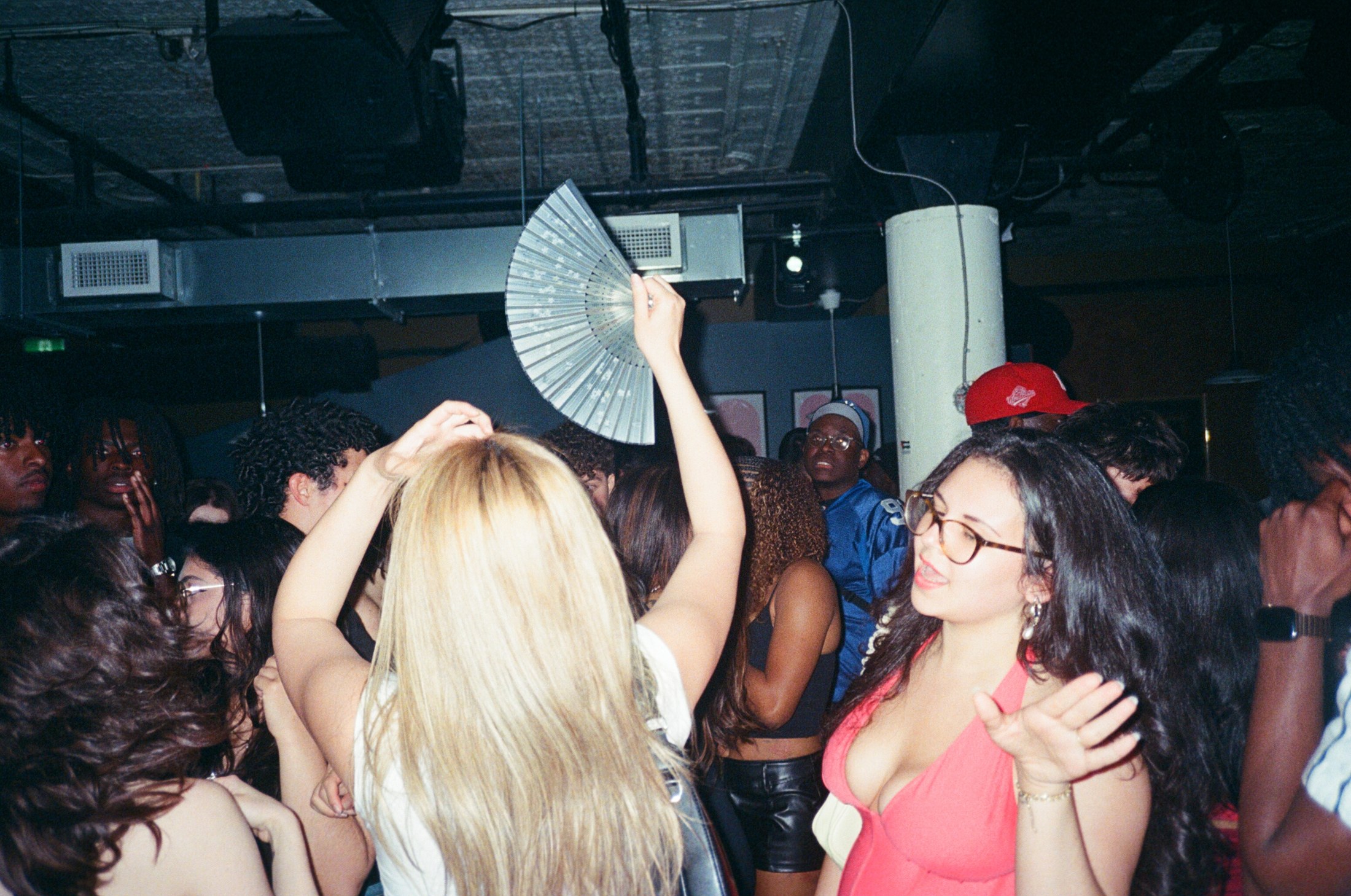APT200 MTL 26'