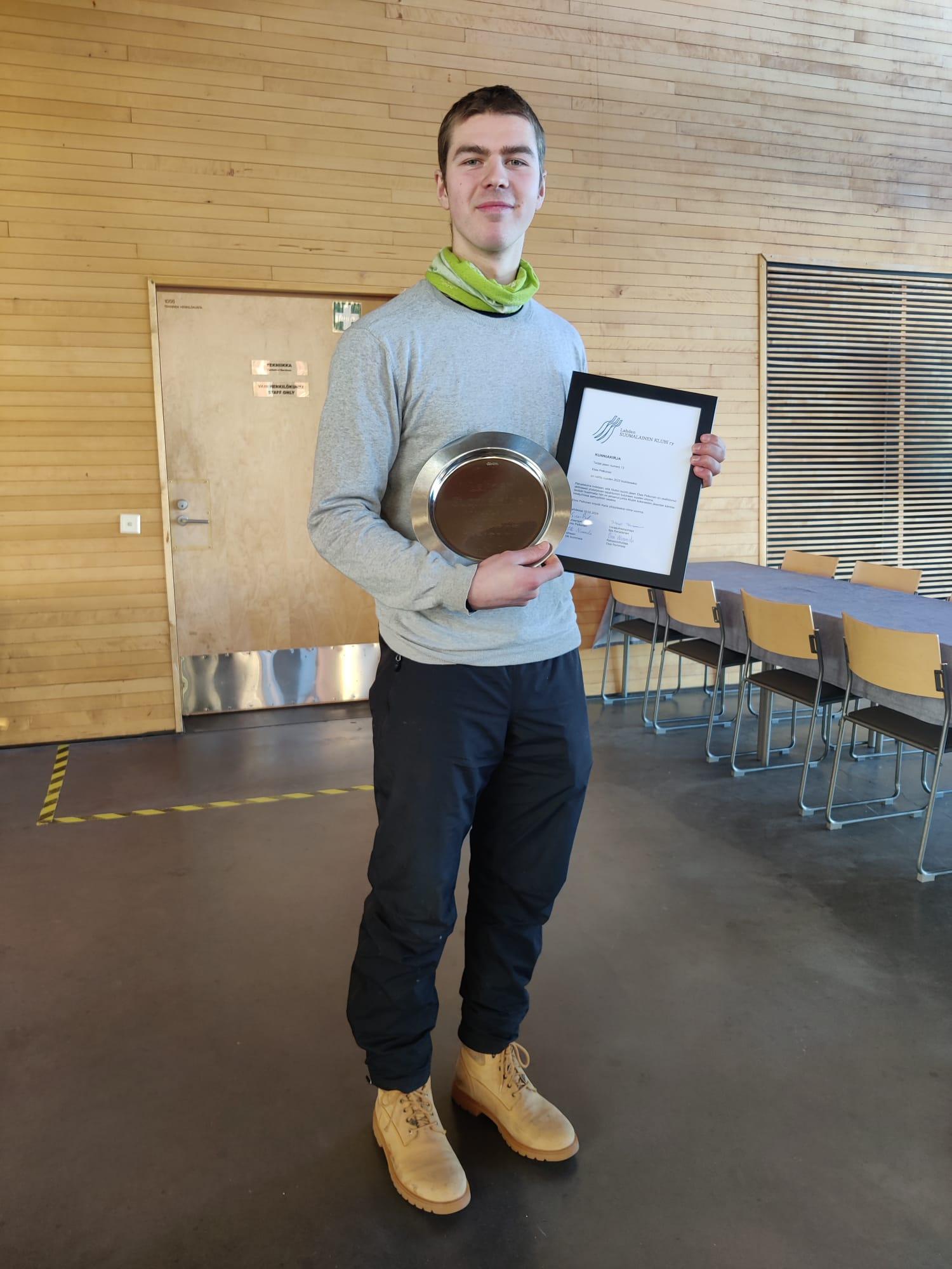 Vuosikokous 10.02.2024: Vuoden 2023 klubilainen. Sibeliustalo