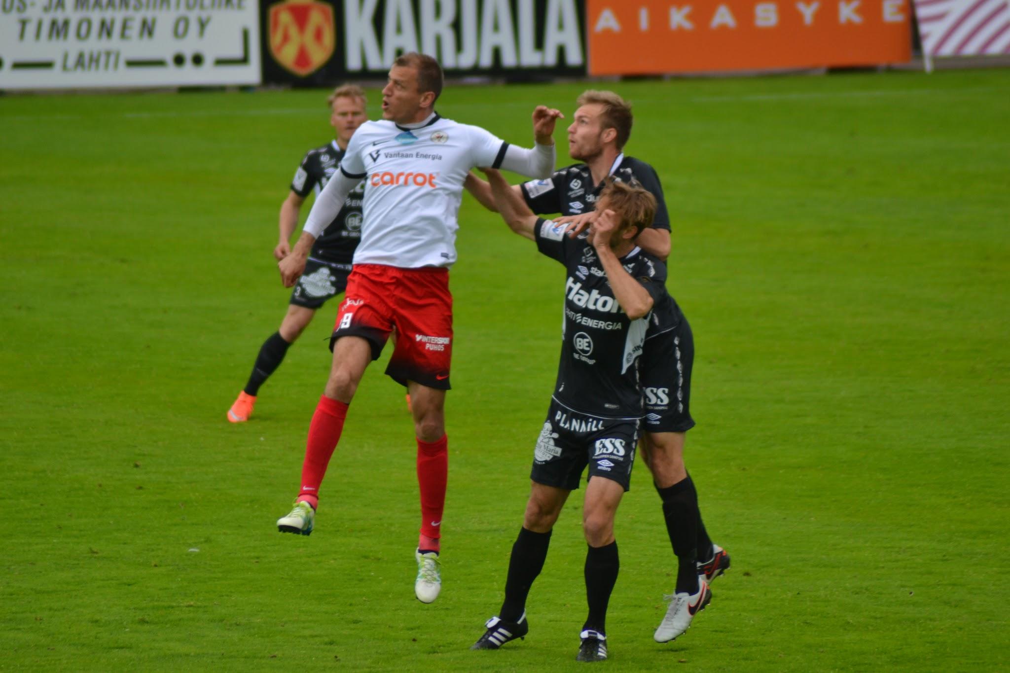 FC Lahti - PK-35 Kisapuisto 28.05.2016: Mikko Hauhia, Njazi Kuqi, Jani Tanska ja Pyry Kärkkäinen.