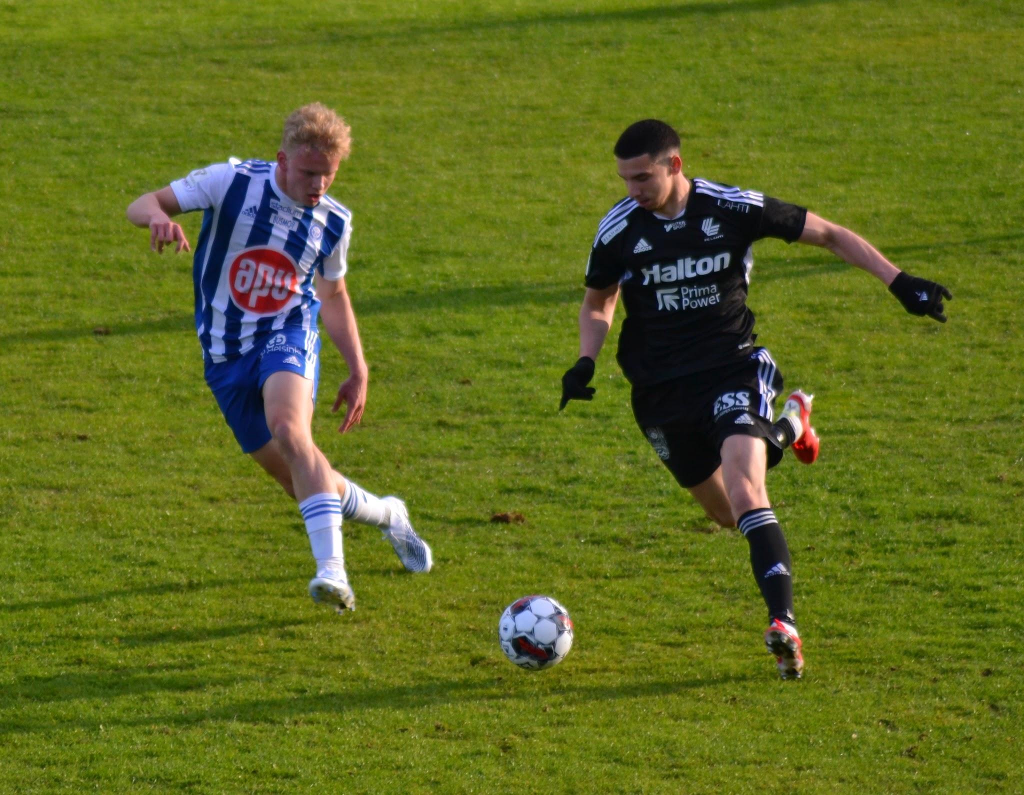Miska Ylitolva / HJK ja Altin Zeqiri / FC Lahti 12.5.2022