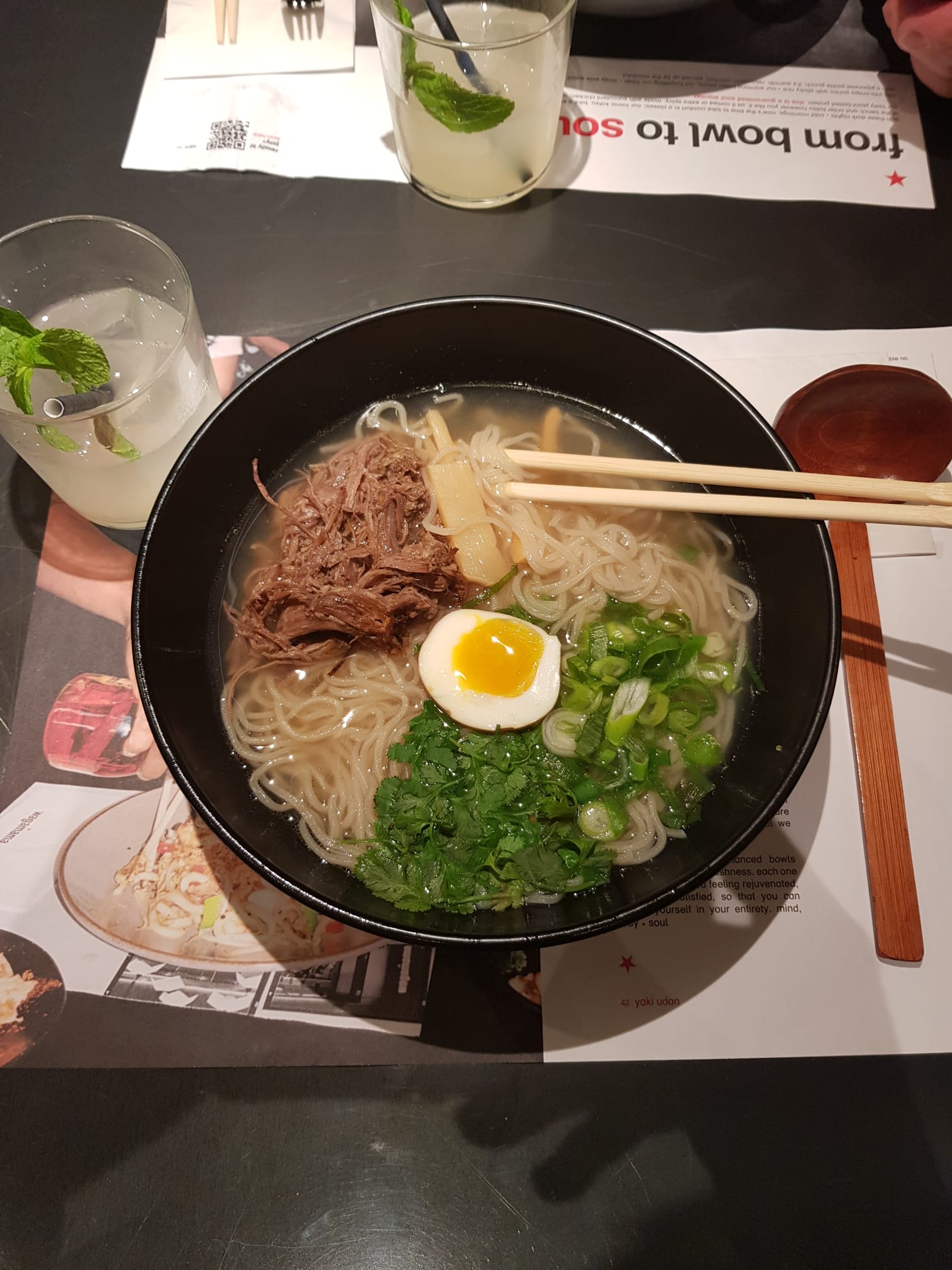 Wagamama Heathrow Lontoo 22.03.2024