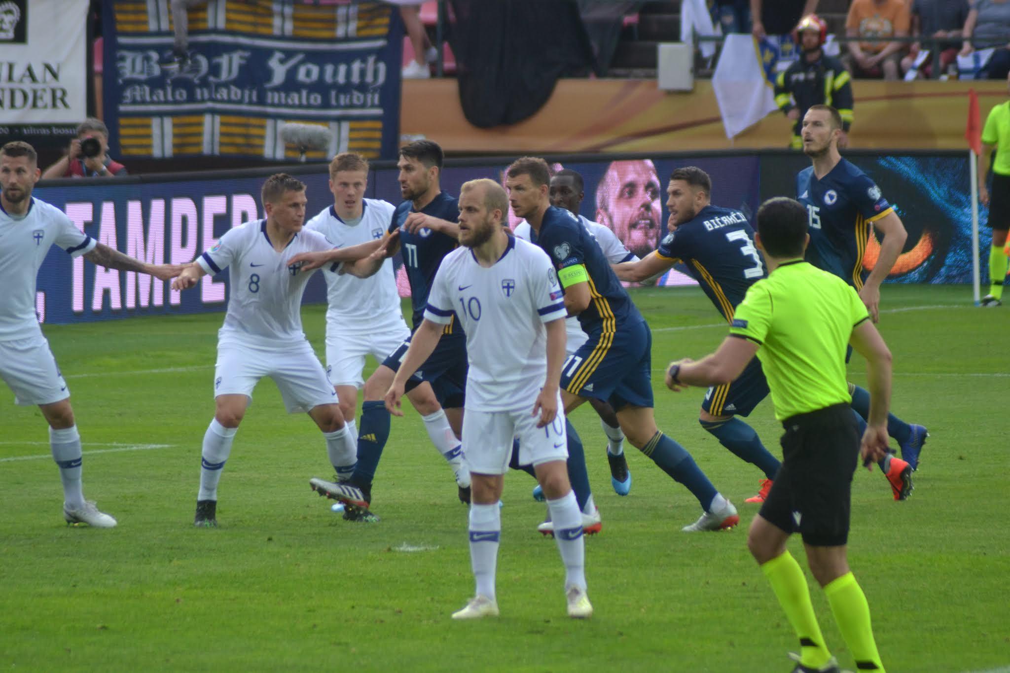 Kuva: 08.06.2019 Toivio, Lod, Uronen, Zukanovic, Pukki, Dzeko, Bicakcic, Sunjic.