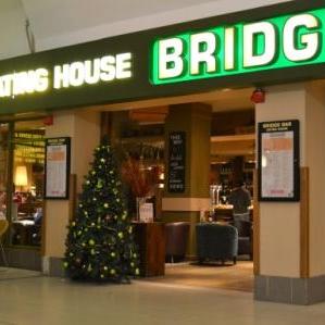 The Bridge Bar, Gatwick Airport 30.12.2013