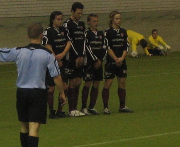 26.01.2007 Suurhallissa FC Lahti muurissa: Christian Sund, Berat Sadik, Mikko Hauhia, Konsta Hietanen