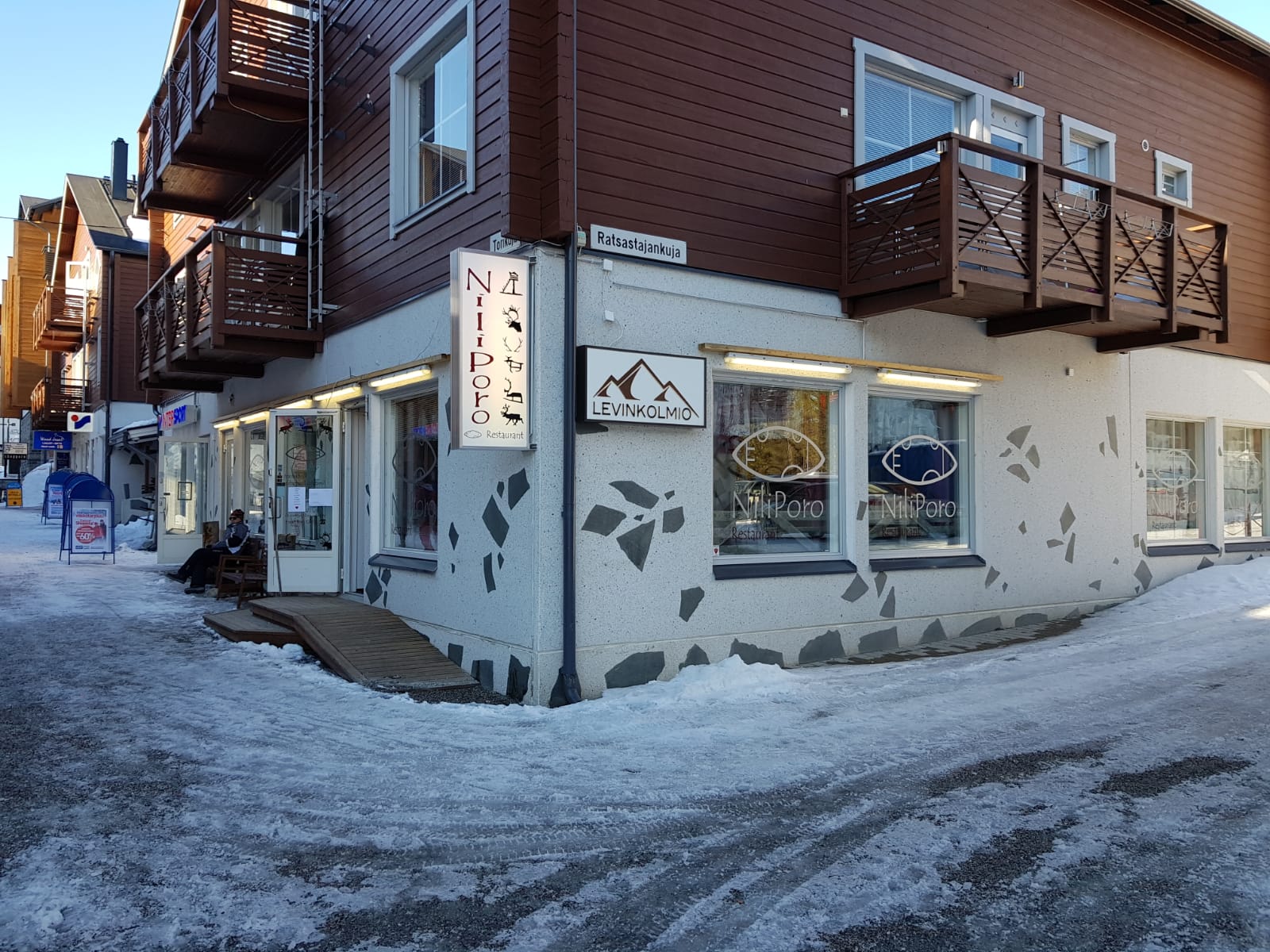 NiliPoro Levi 04.04.2019