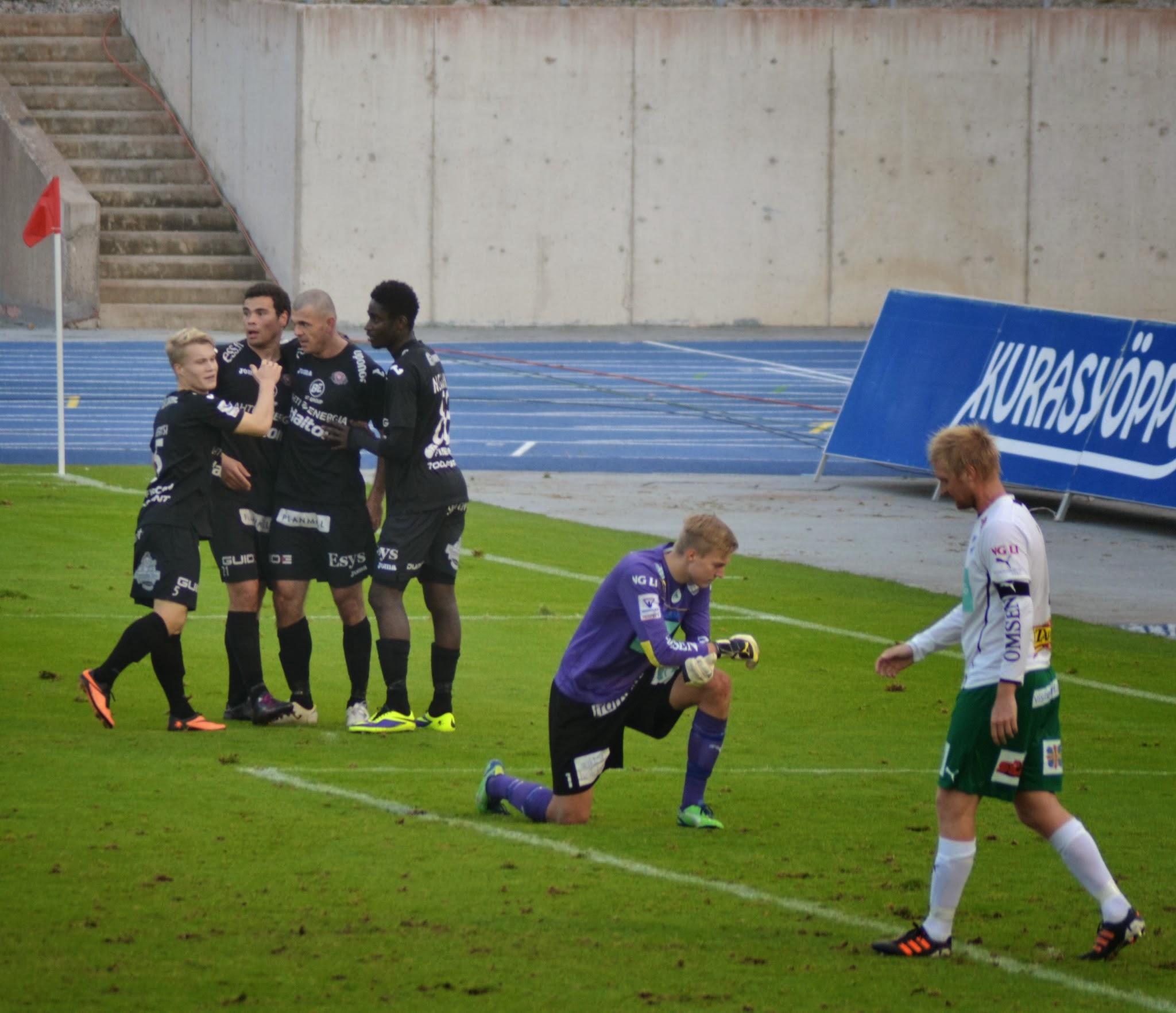 Lahden Stadion 05.10.2013: FC Lahti - MIFK