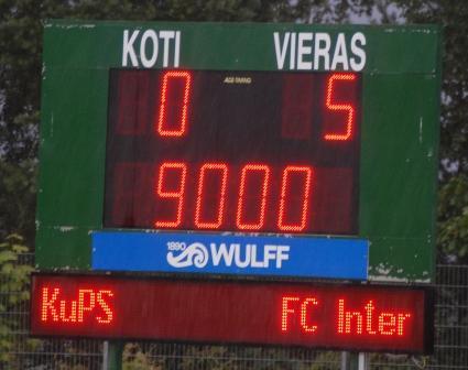 Kuopion keskuskentän tulostaulu ottelussa KuPS - Inter 22.07.2012
