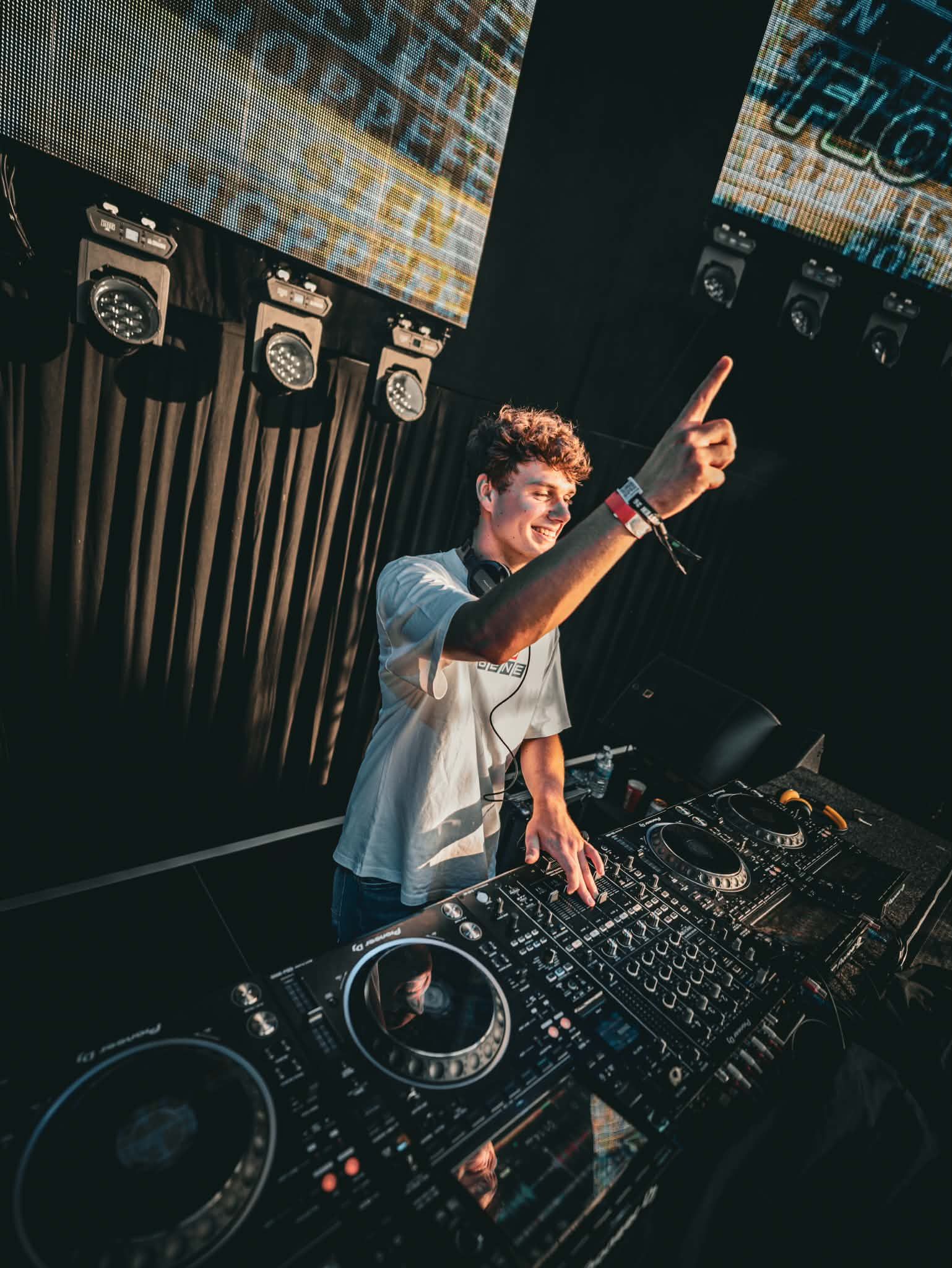 DJ-Flo