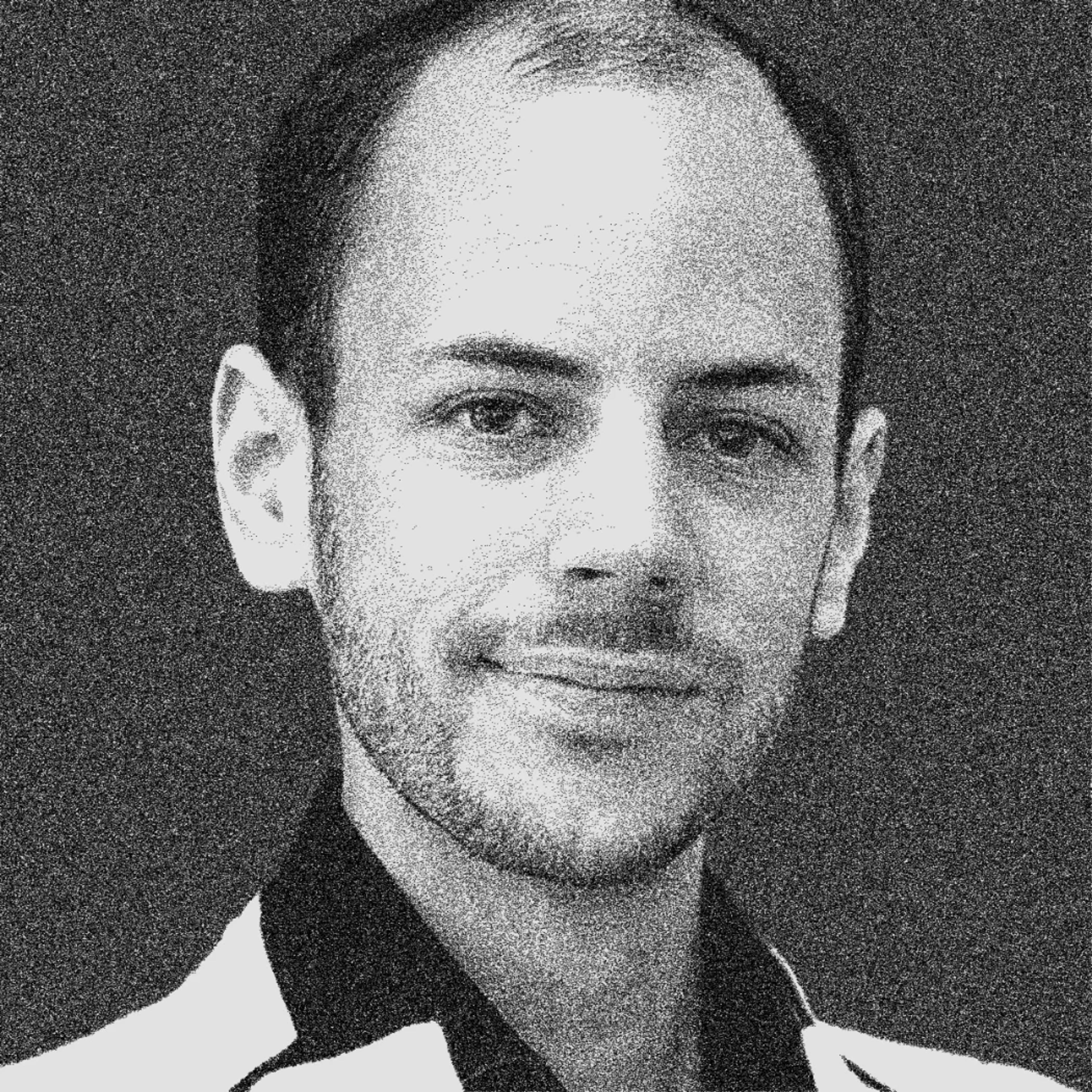 black and white headshot of Johannes Mutter