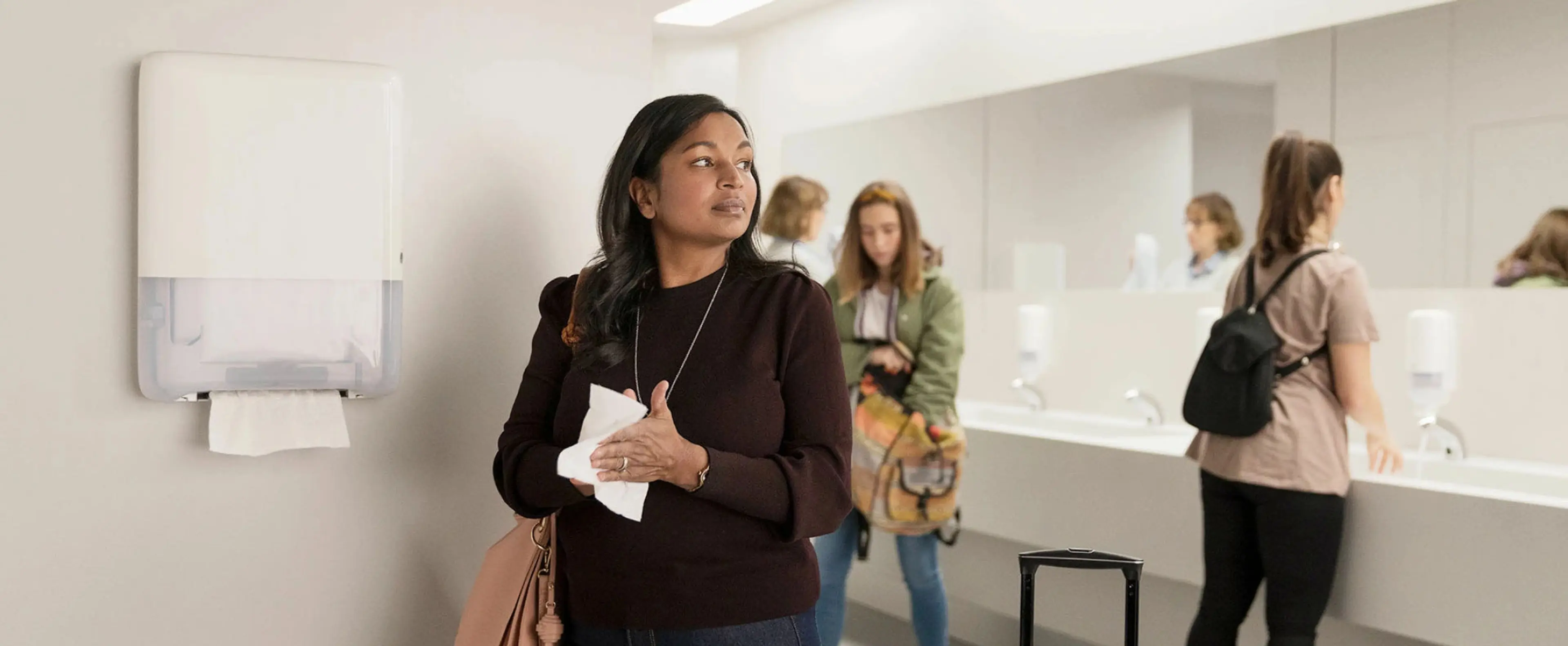 Tørkepapir på offentlig toalett