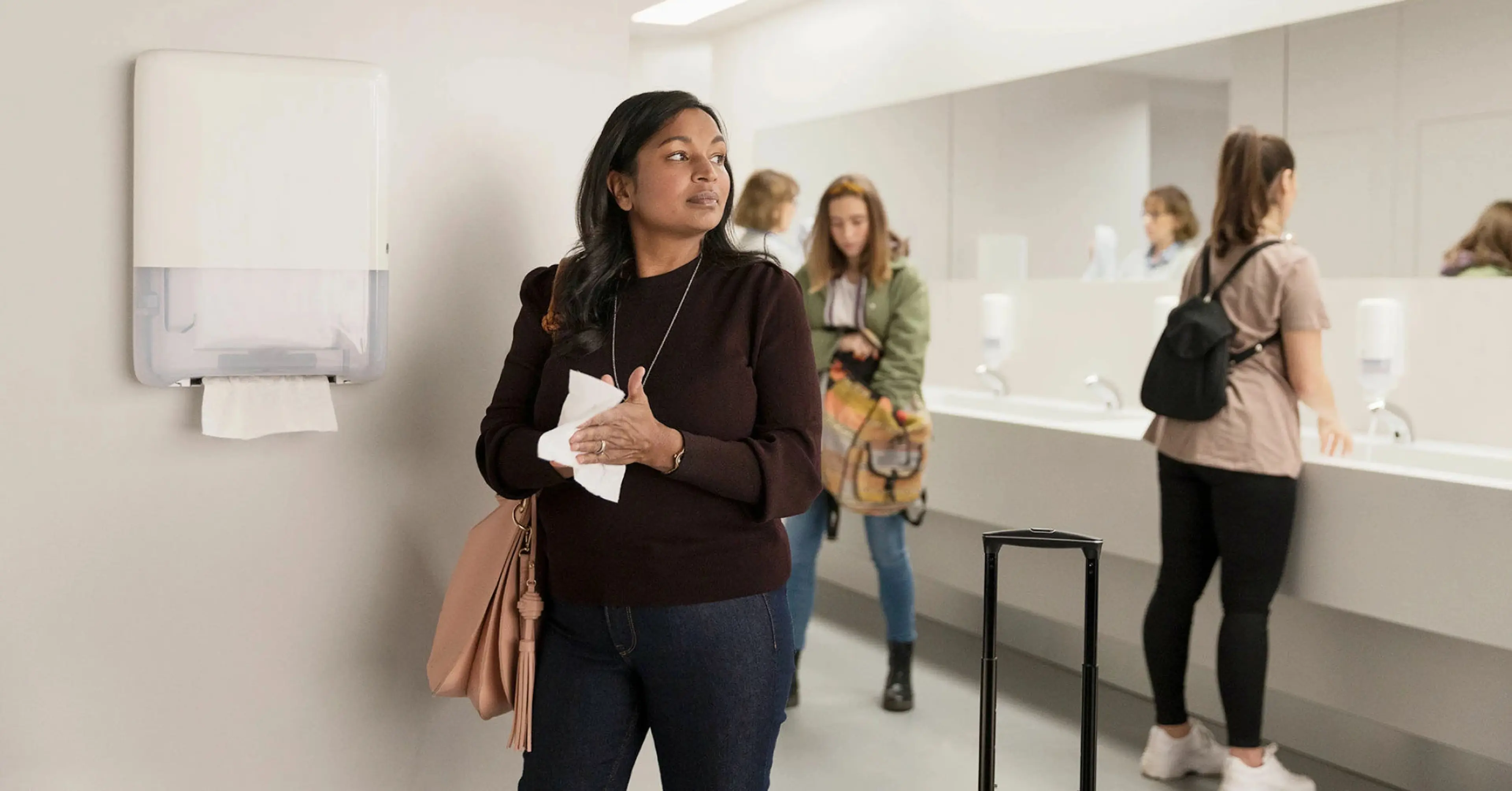 Tørkepapir på offentlig toalett