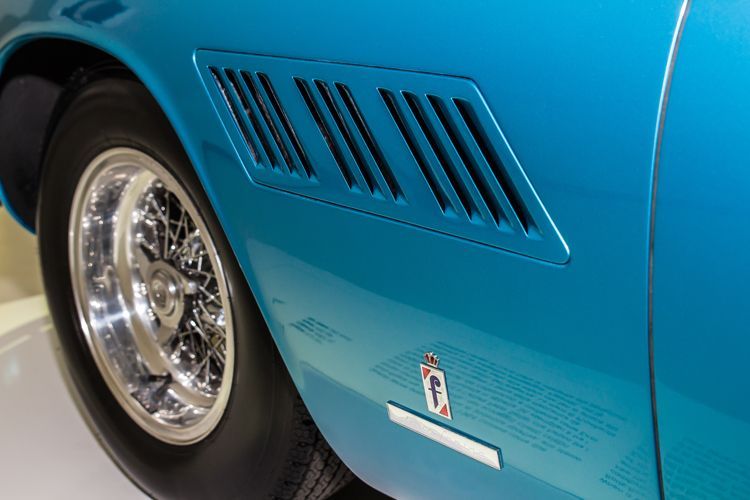 blue ferrari 500 1964