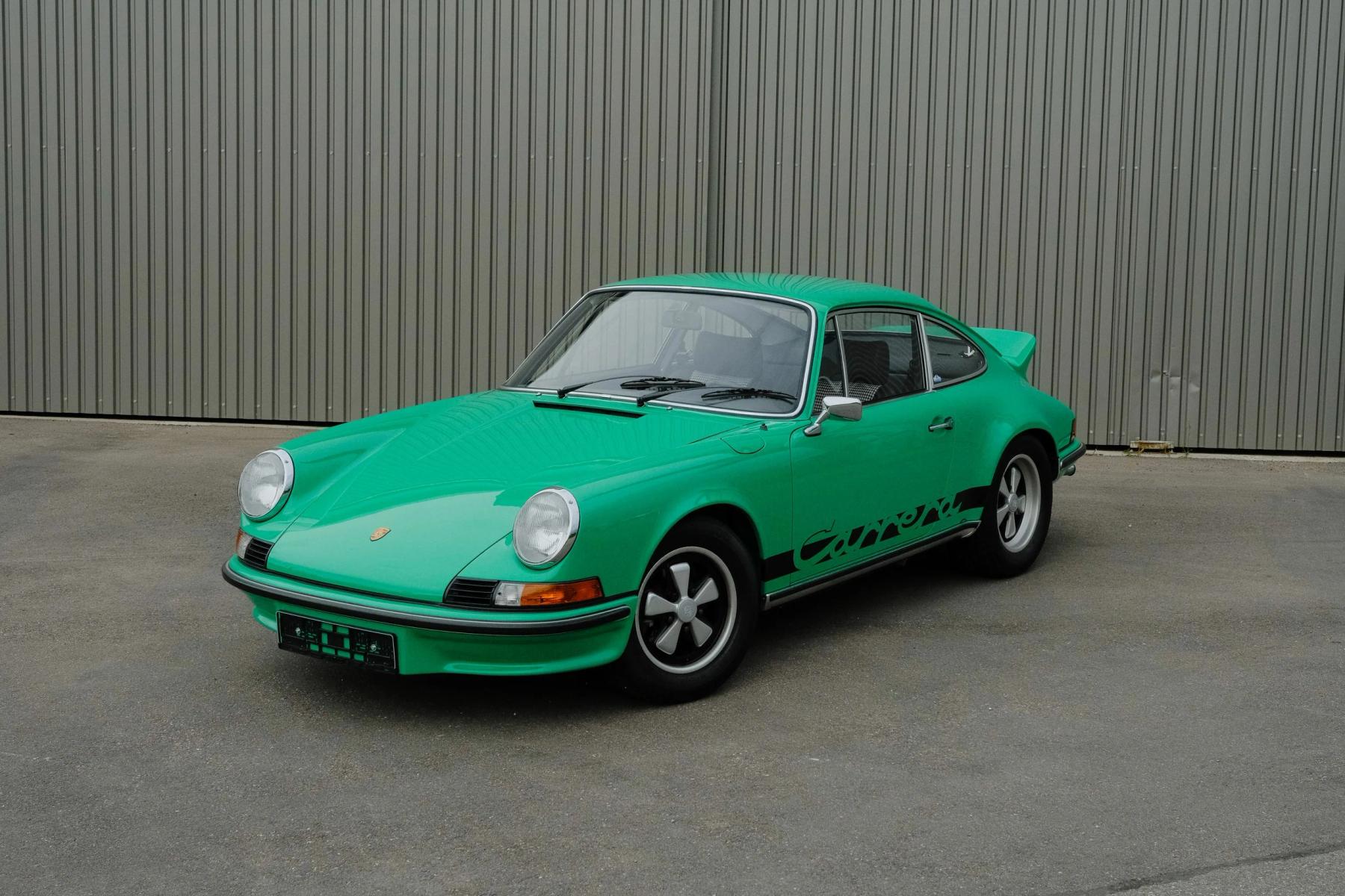 Air-cooled Porsche restored with OEM-authentic details