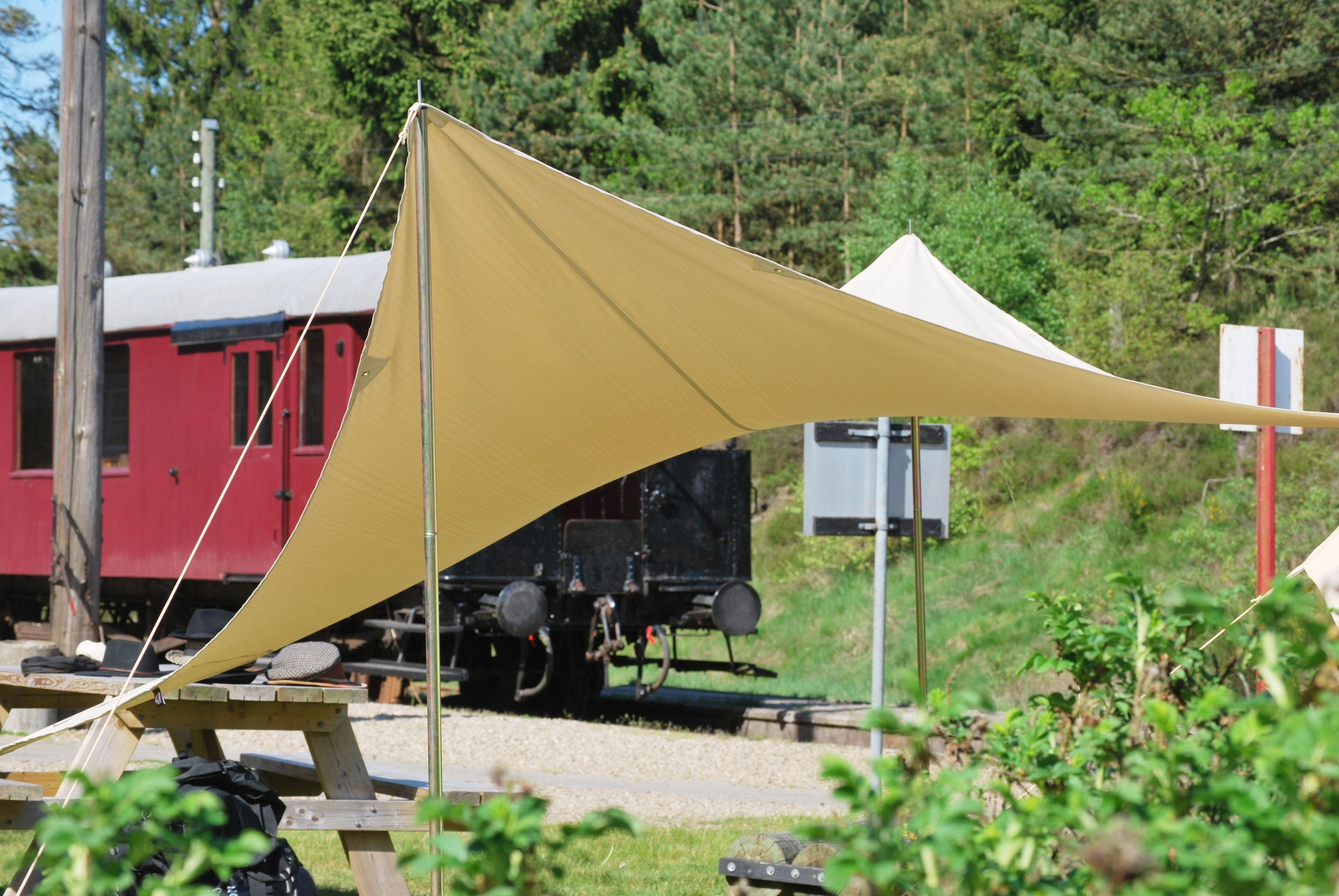 zeltheringe geschmiedet Zelthering mit Hammer, 12 Stück, 30,5 cm, robuste + 25,4 cm Campinghammer + Aufbewahrungstasche, geschmiedete Stahlpfähle für Camping auf external_id_variant:4635 The Tent - Movies Size:Long/Standard