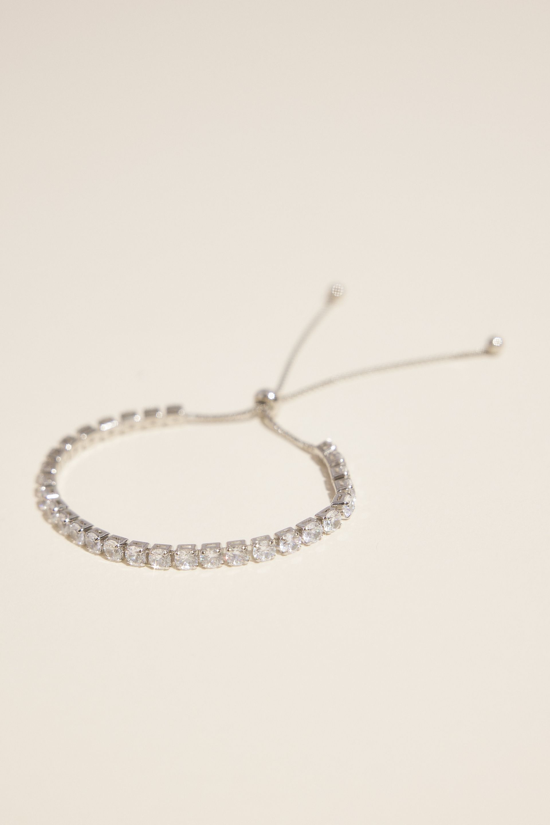 Round-Cut Crystal Bracelet | David's Bridal