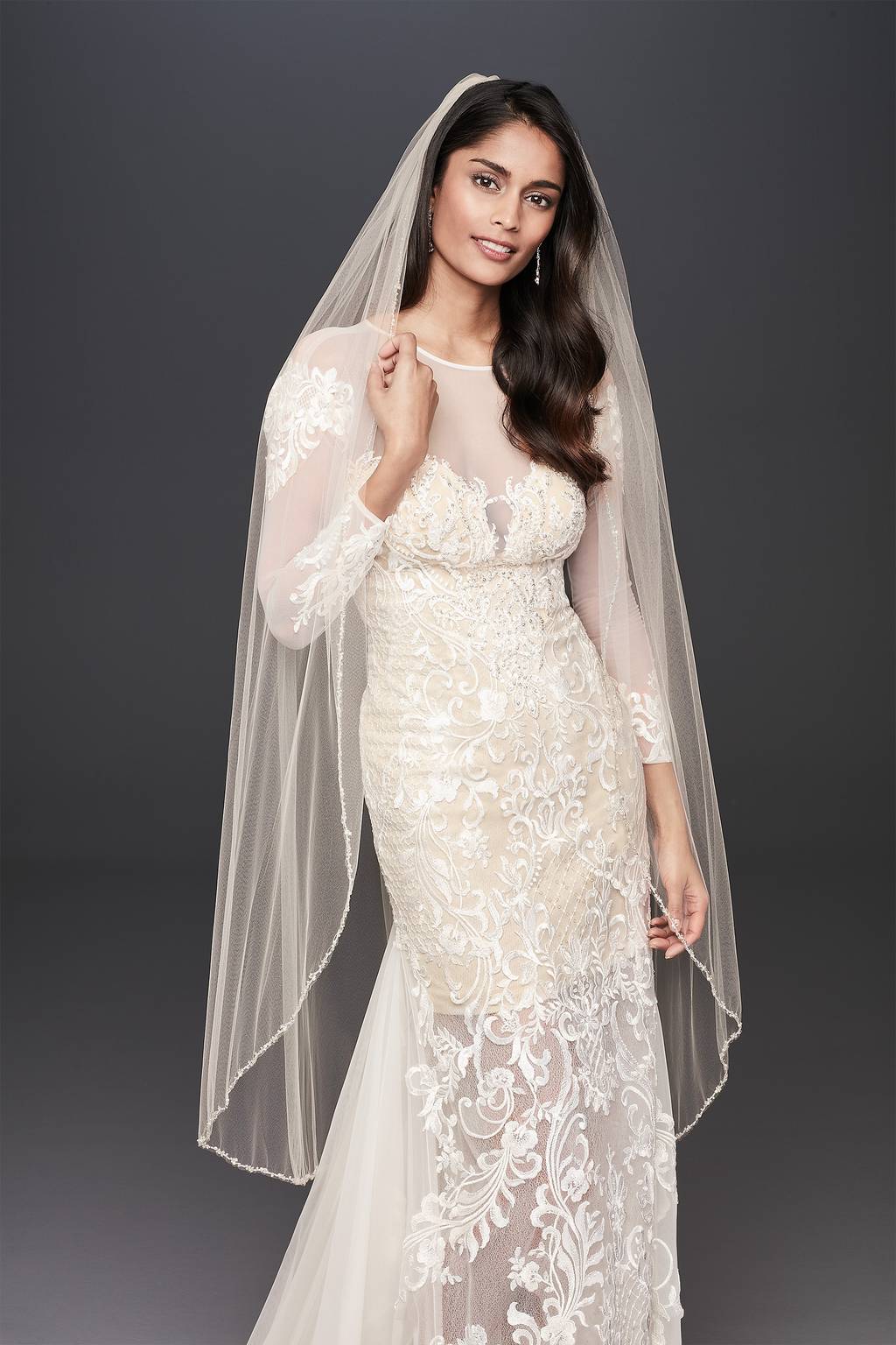 champagne wedding dress with veil David's Bridal Champagne Wedding Dress and Veil | Size 0