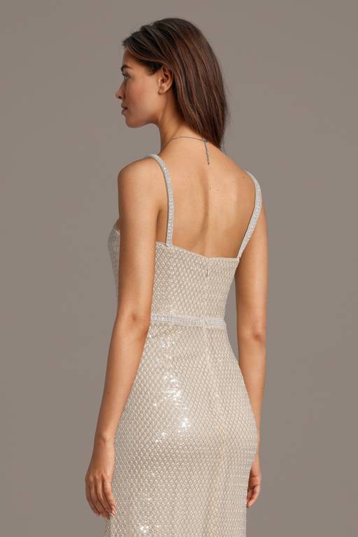 nude sequin strappy square neck bodycon dress PrettyLittleThing Women's Plus Sequin Contrast Satin Panel Strappy Dress in Light Nude
