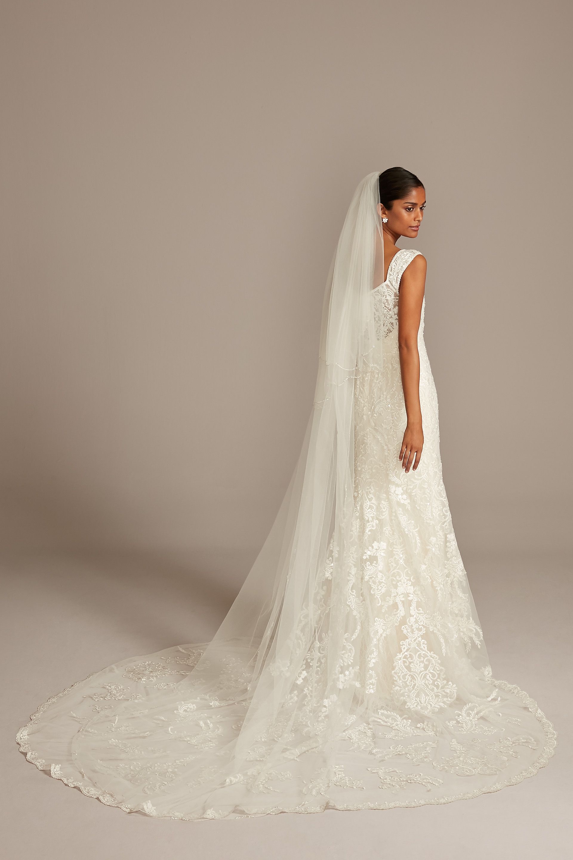 Pearl Crystal Cluster Scallop-Edge Fingertip Veil | David's Bridal