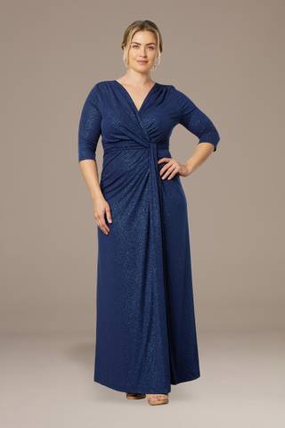 kiyonna plus size bridesmaid dress Plus Size Bridesmaid Dresses  Kiyonna
