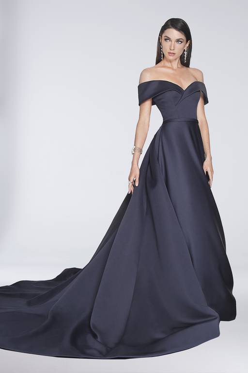 dresses with train Black Court Beaded Sweetheart Sparkle Long Prom in Size 0 Off-the-Shoulder Satin Ball Gown with