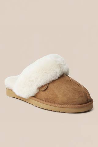 Picture of Sydney Genuine Shearling Scuffs
