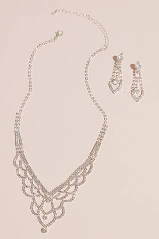 Picture of Deep V Scalloped Necklace and Earring Set