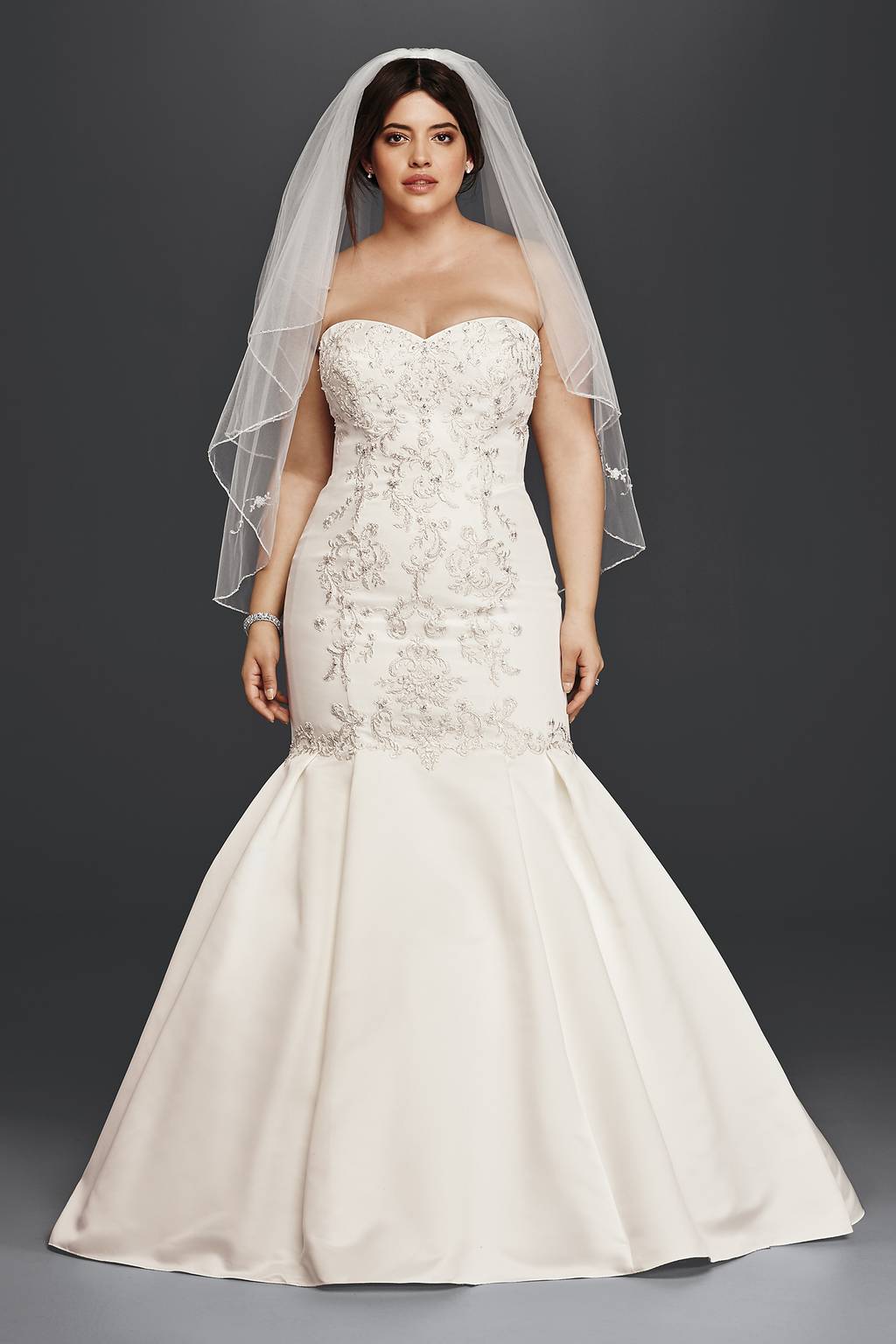 plus size mermaid wedding dress with lace sleeves Plus Size Lace Wedding Dress with Detachable Sari & Cape
