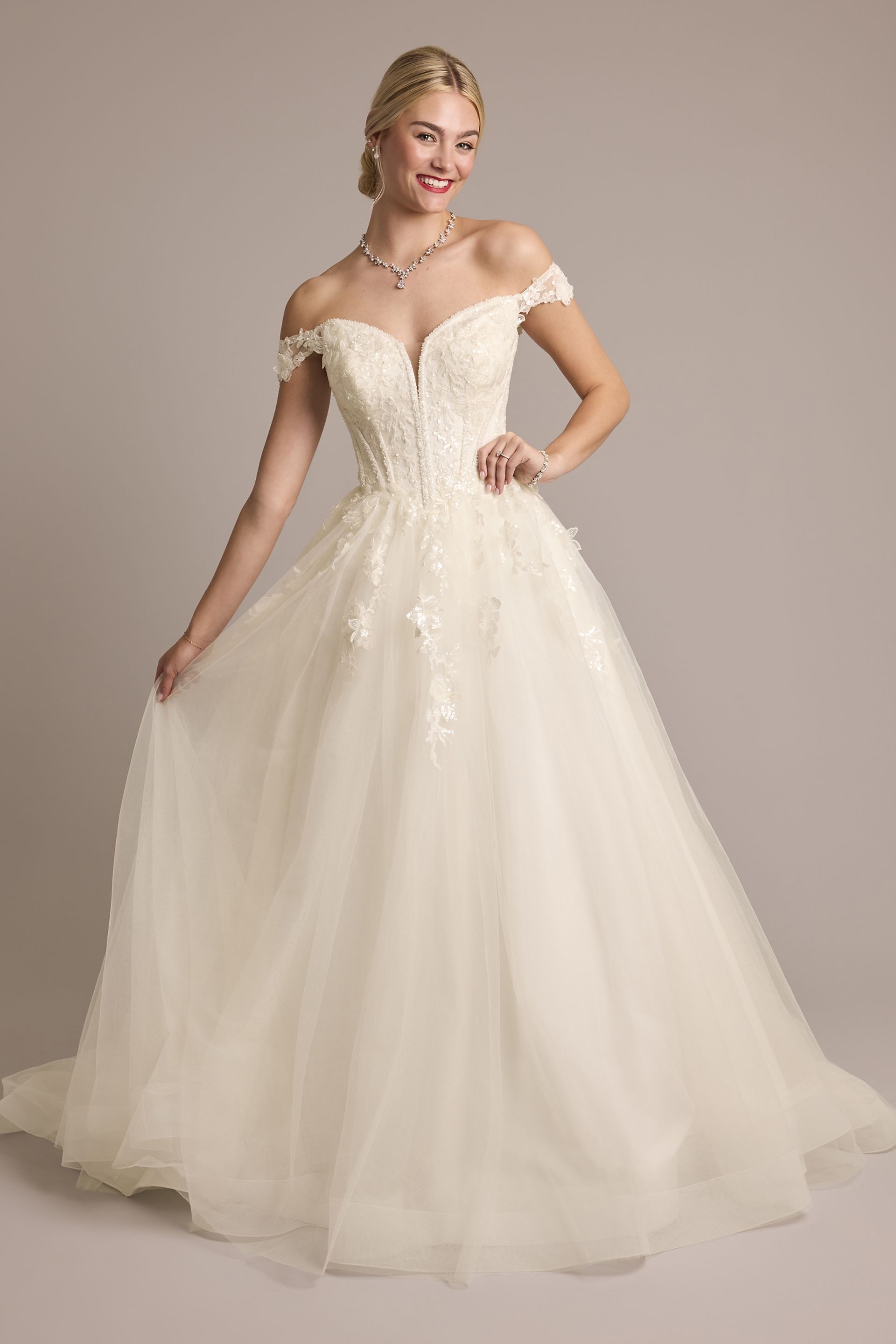 Picture of Lace and Tulle Ball Gown Wedding Dress