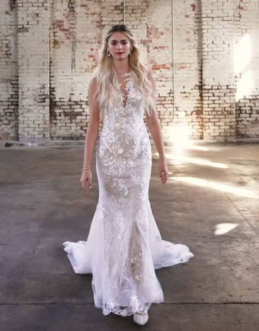 tank lace wedding dress Elasola Tank Top Lace Wedding Dresses With Long Train Square Neck Ball Gowns  Tulle Bridal Gowns Out Door Wedding Party Gowns Lace Up Back
