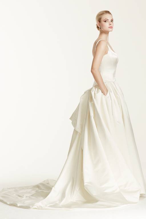 truly zac posen pleated organza wedding dress I absolutely adored this bride's custom Zac Posen gown. Crafted from pure  silk, with strips of raw silk hand woven into a lattice pattern, the  texture made it truly unforgettable  Planner: @