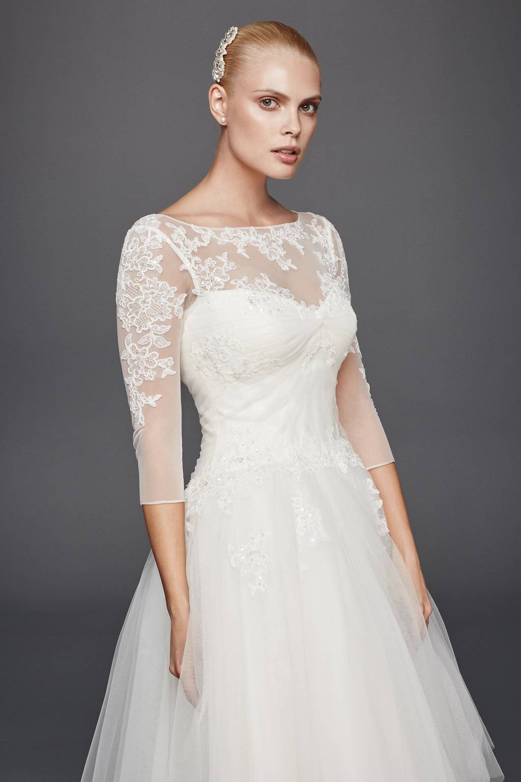 truly zac posen seamed satin wedding dress Truly Zac Posen, Satin Corseted Mermaid Gown Preowned Wedding Dress Save  57%