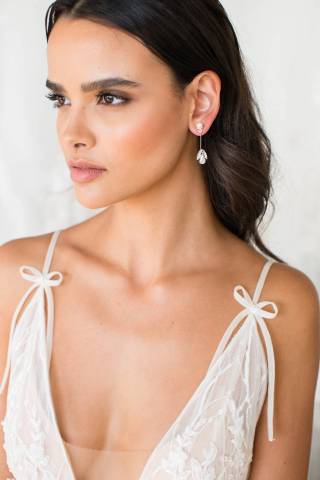 Picture of Sparkling Handmade Flower Slim Drop Earrings