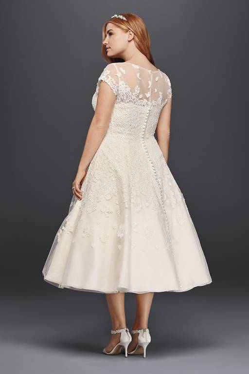oleg cassini lace applique cap sleeve satin wedding dress Oleg Cassini Cap Sleeve Illusion Wedding Dress