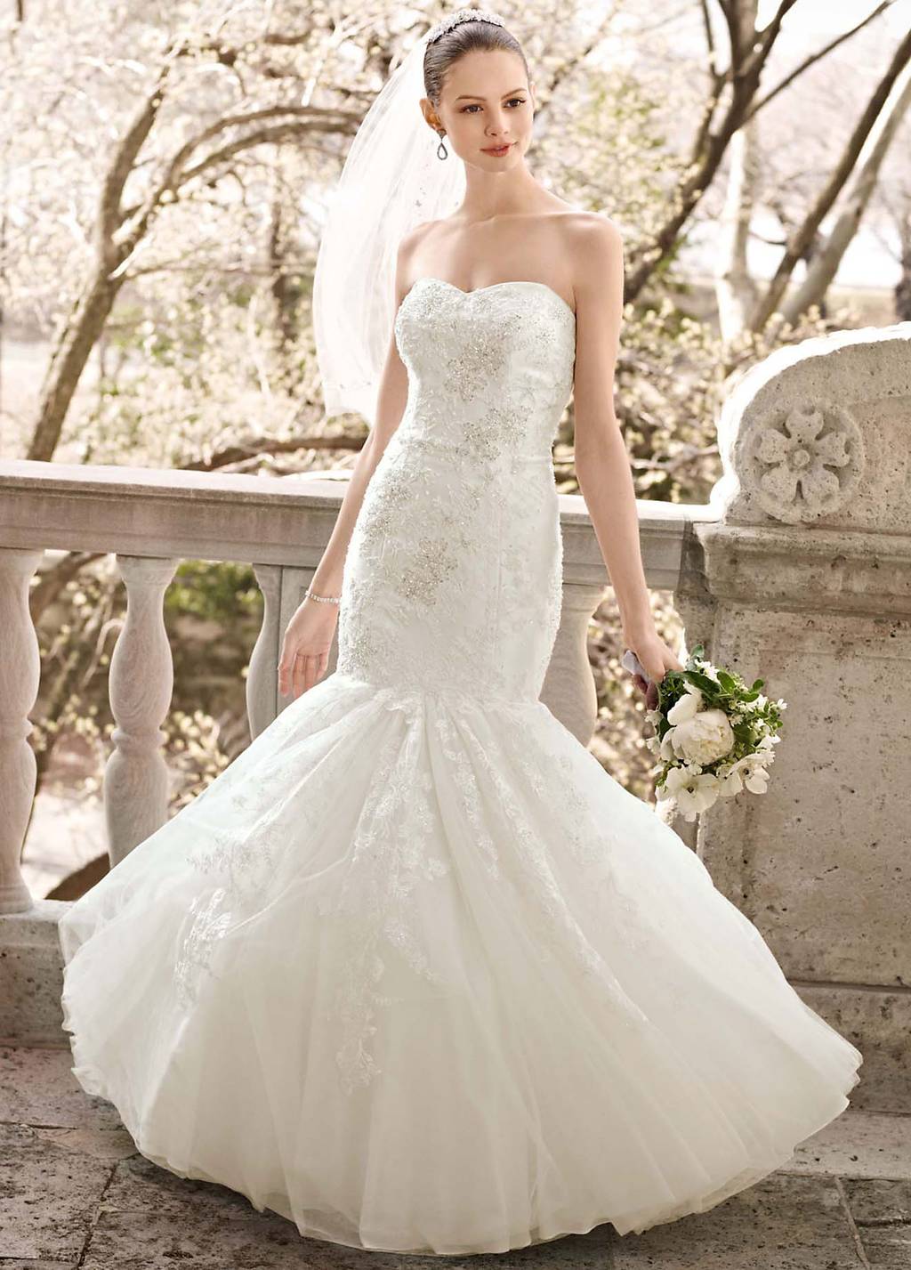 oleg cassini lace applique mermaid strapless wedding dress Lace Applique Mermaid Strapless Wedding Dress