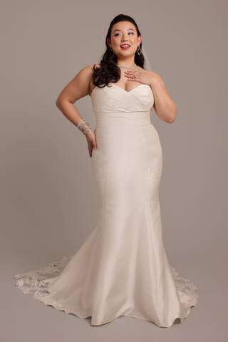 Picture of Mikado Trumpet Wedding Dress with Lace Train