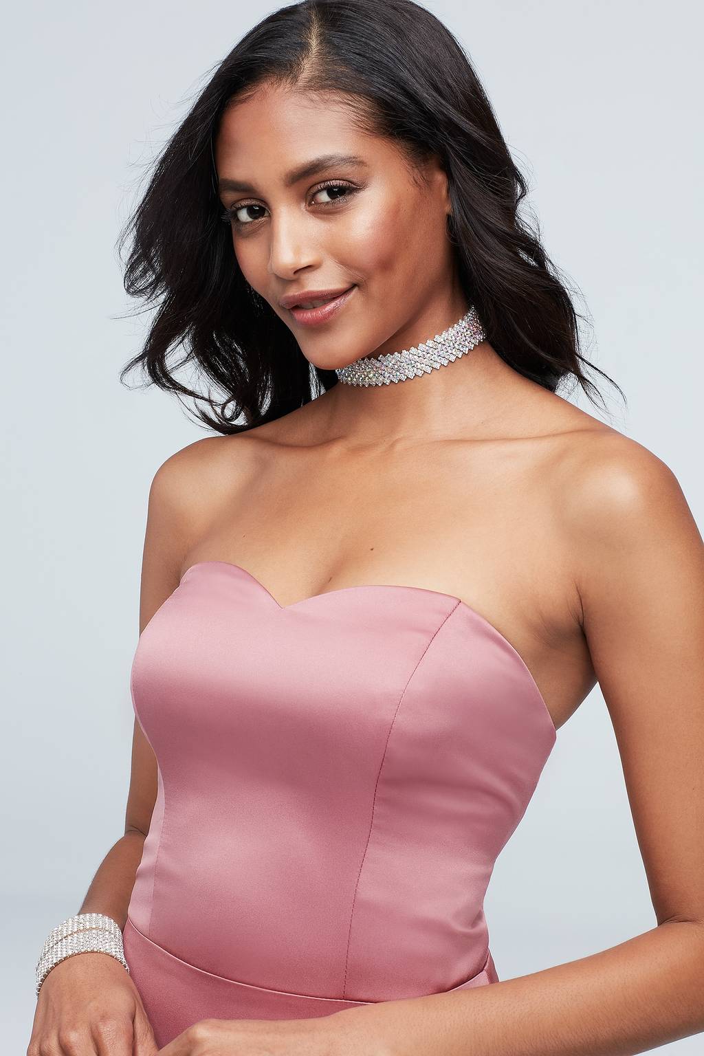 pink dress necklace What Color Jewelry Goes With a Pink Dress: 7 Best Combos