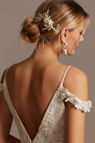 Picture of Ivory Floral Bead Pearl and Crystal Comb